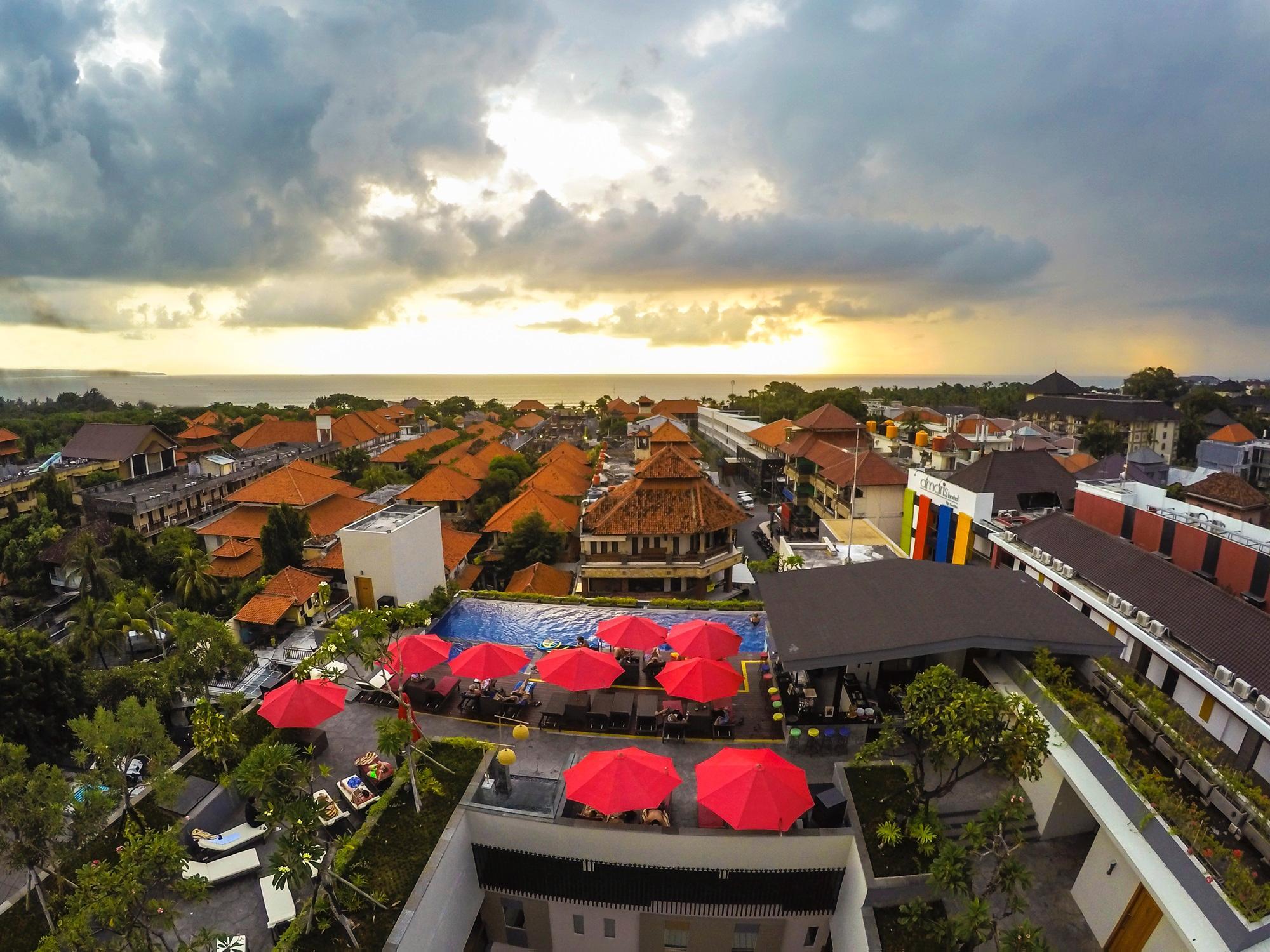 Swiss-Belinn Legian Luaran gambar