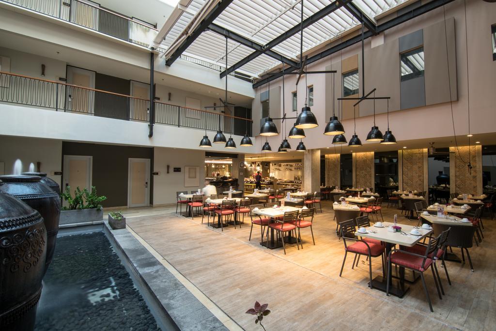 Swiss-Belinn Legian Luaran gambar